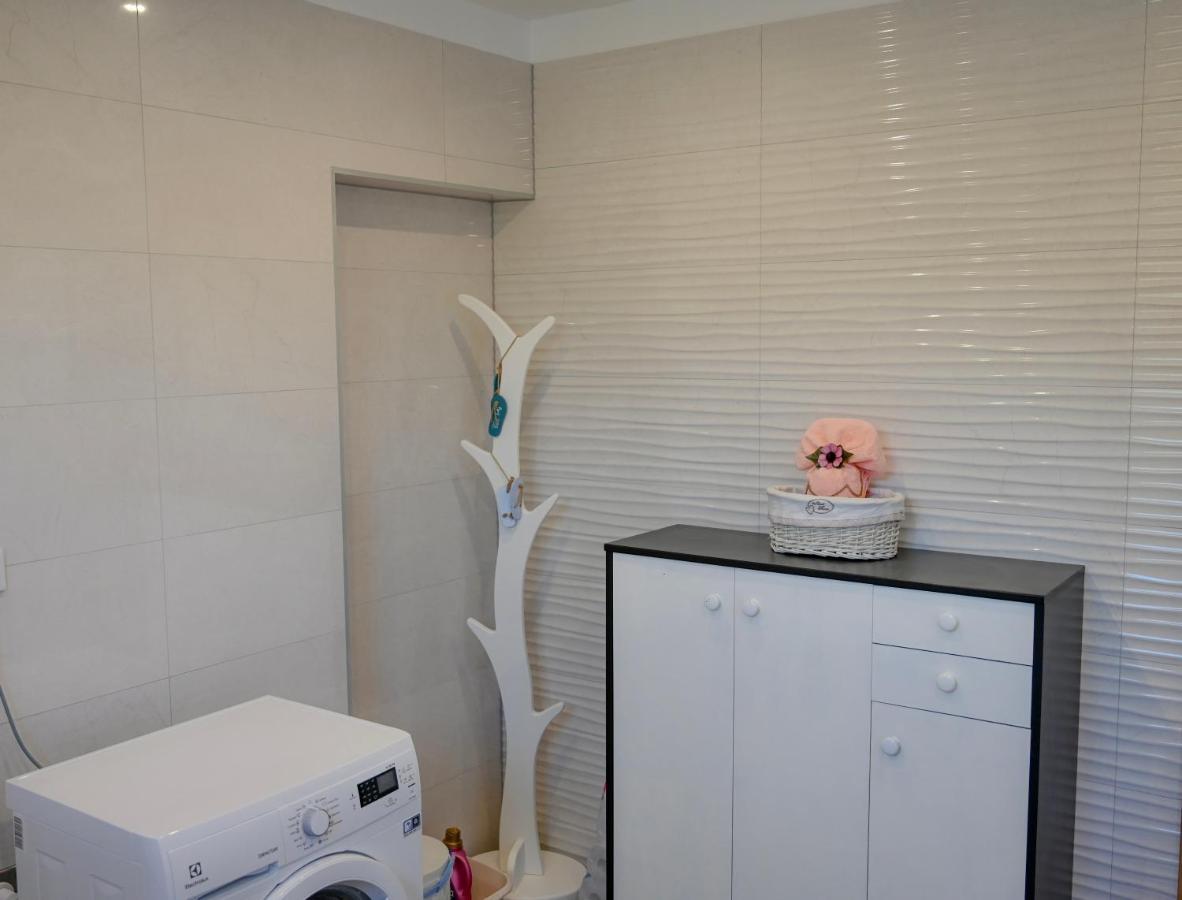 Apartment Damir Трогир Екстериор снимка